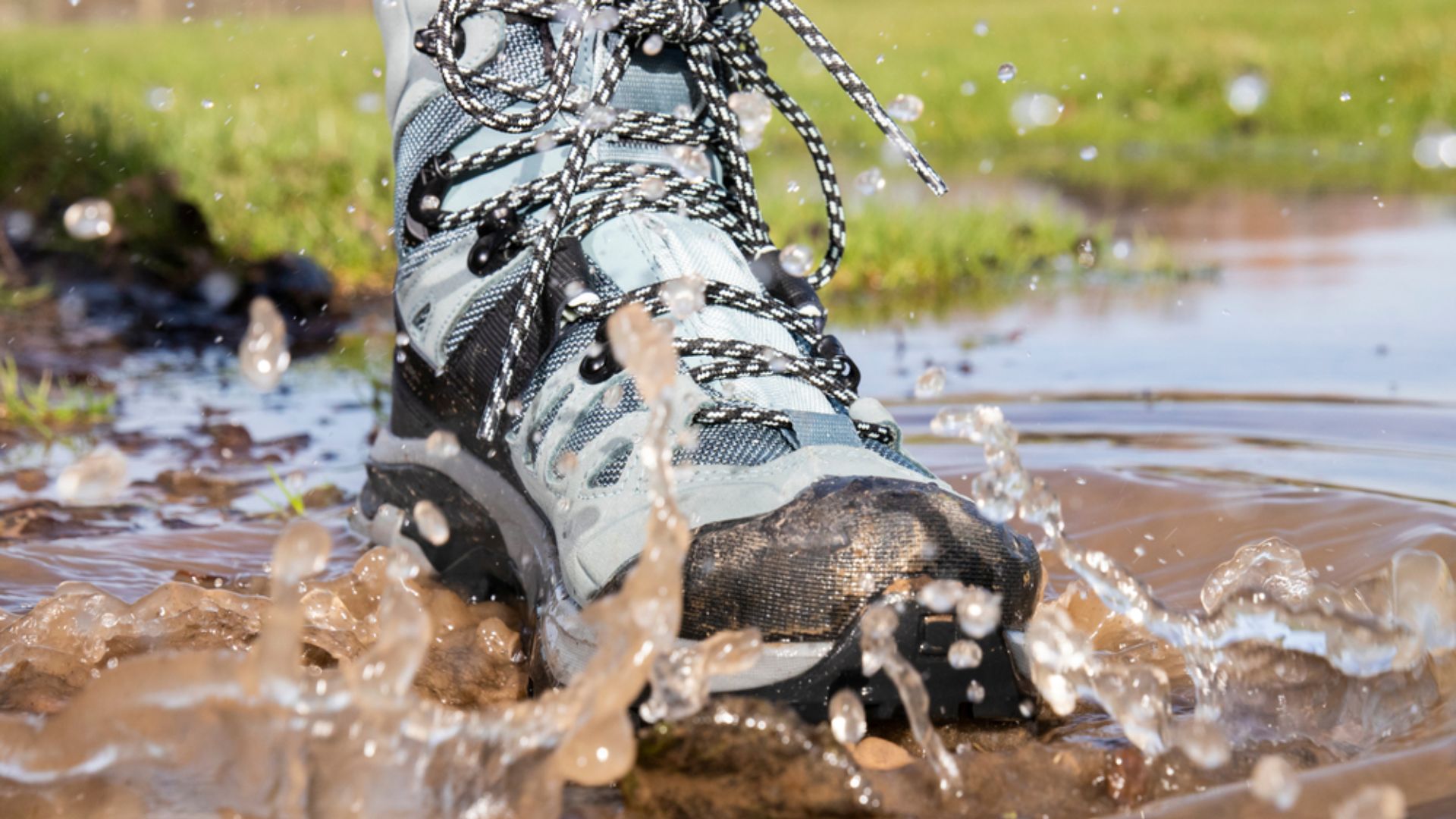 Best Waterproof Shoes for Travel
